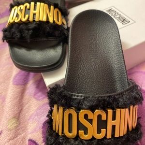 Moschino slides